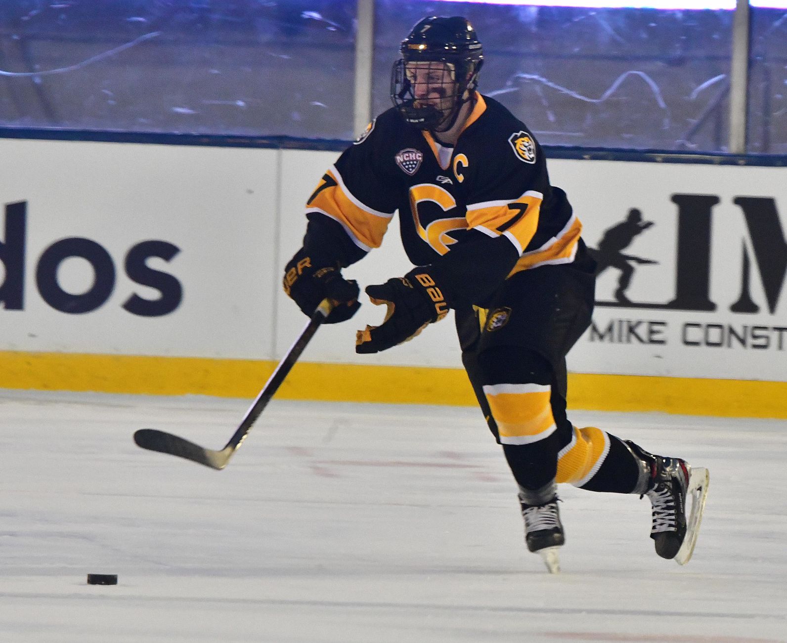 021820-s-hockey 16.JPG